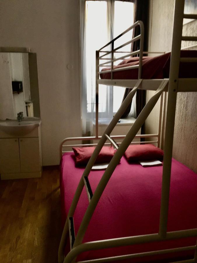 A Pousada Backpackers Chez Patrick Nice Exterior foto
