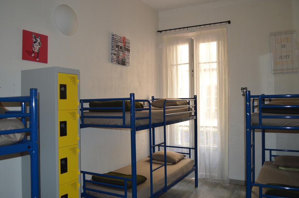 A Pousada Backpackers Chez Patrick Nice Exterior foto